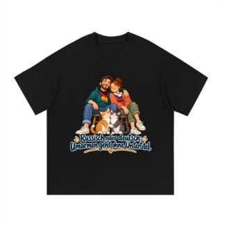 Russisch oder deutsch: Umarmen geht ohne Untertitel. (Umarmen ohne Untertitel) – T-Shirt